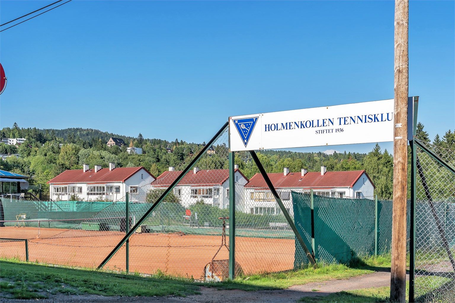 For den tennisinteresserte er Holmenkollen Tennisklubb lett tilgjengelig.