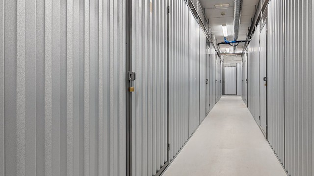Leiligheten disponerer en bod på 6 kvm i leilighetens etasje.