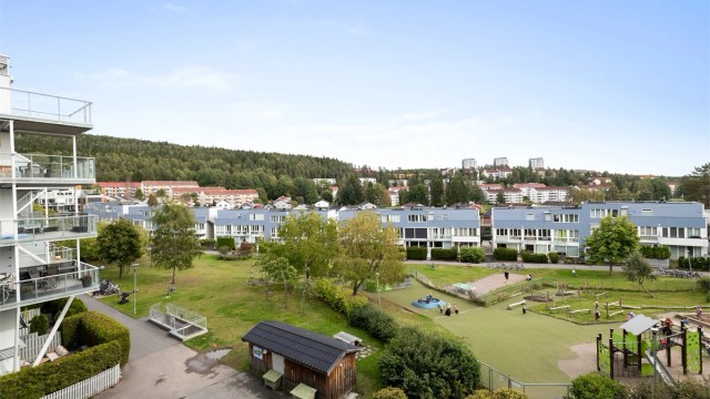 Soverommet vender ut mot sameiets fellesarealer