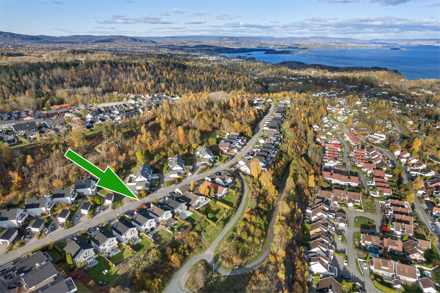 Boligen ligger høyt og luftig til på feltet