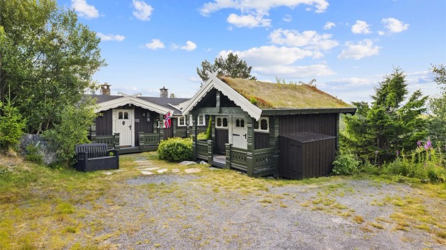 Hytta har også anneks (ikke søkt hos kommunen)