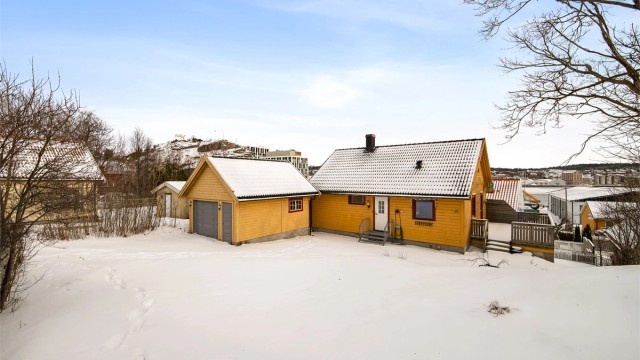Lettstelt hage som trygt kan kalles for barnevennlig