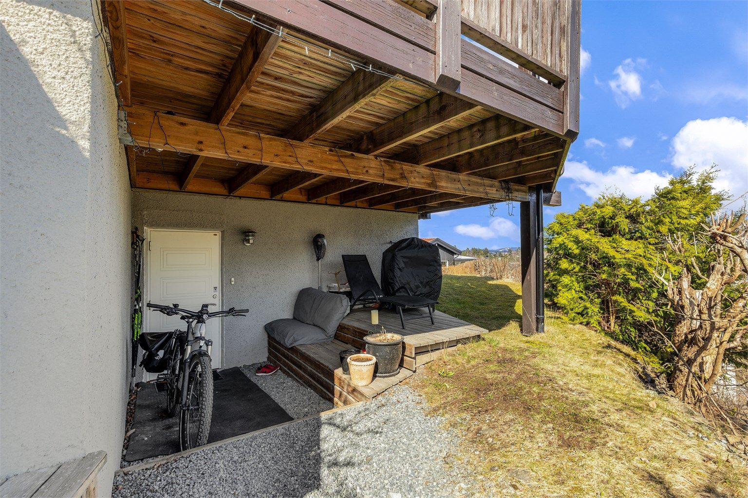 Inngangen til hybeldelen.