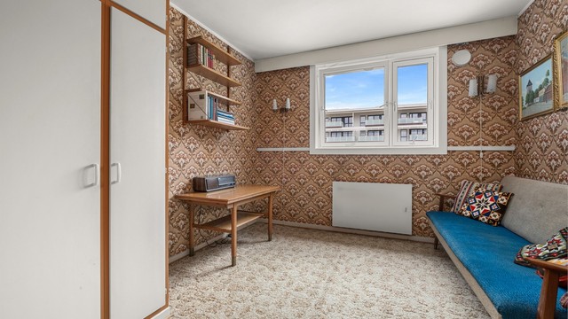 Soverom 2 er på 9,5 kvm og egner seg godt som barnerom, gjesterom eller hjemmekontor.