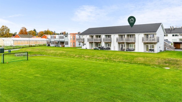 Vårliveien 15L presenteres av Krogsveen.