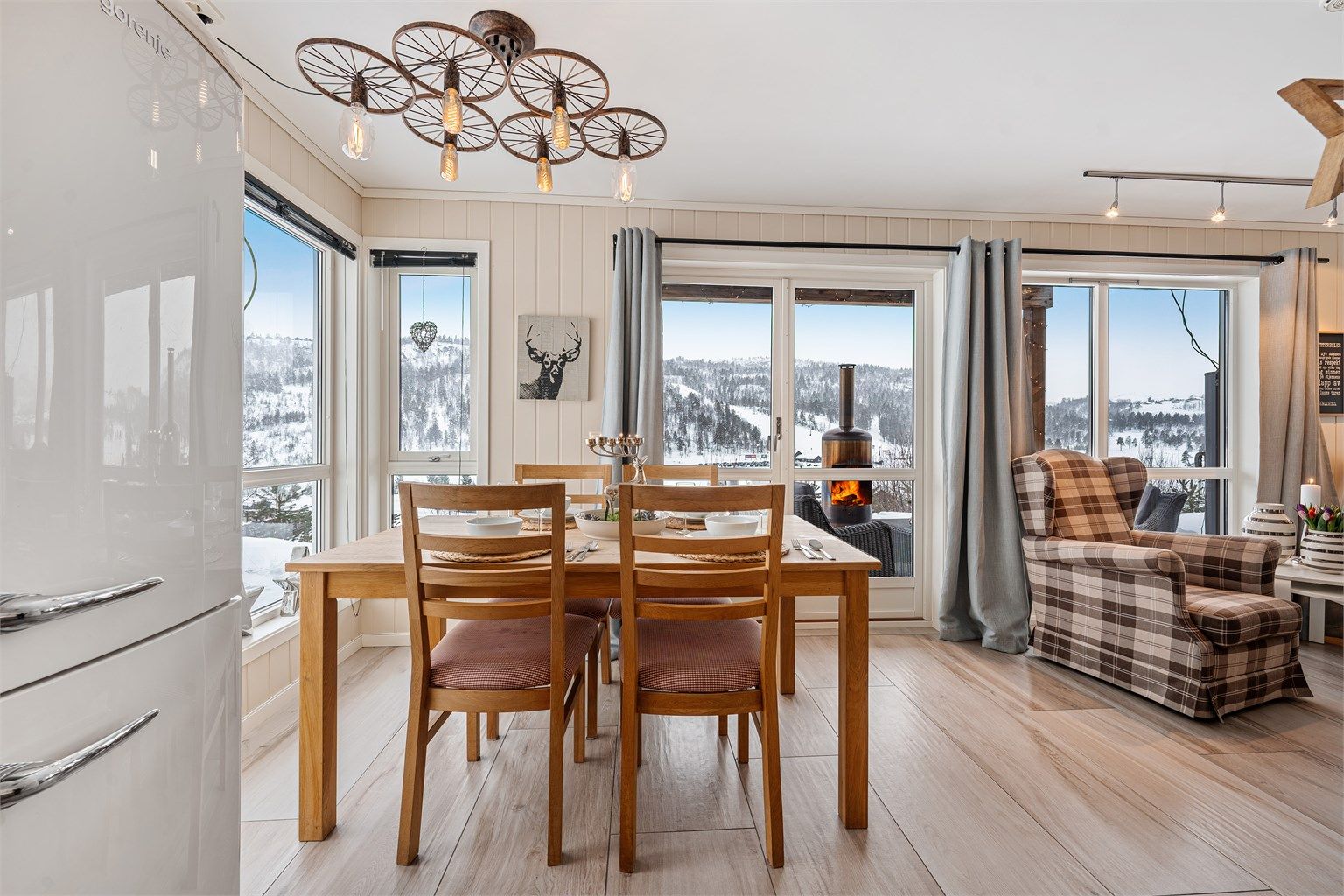 Velkommen til Løefjellsvegen 59