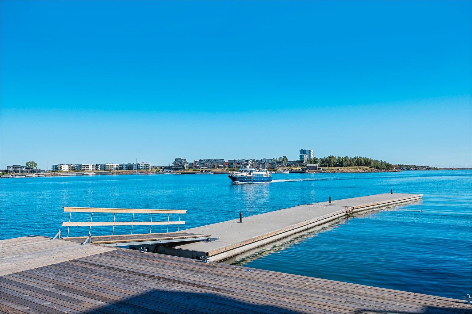 Husøy byr på et aktivt og maritimt nærmiljø.