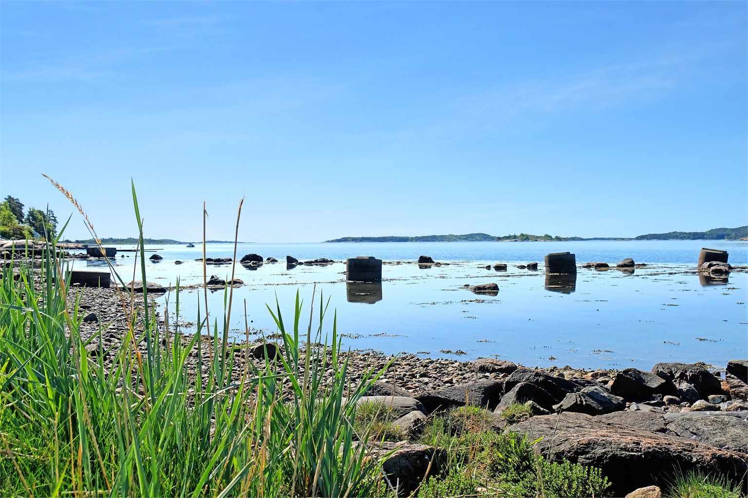 For den turglade byr nærområdet på flotte opplevelser gjennom alle årstider. Føynland har idylliske turveier og kyststi, med fine muligheter for å nyte sjøluften og det vakre kystlandskapet. 