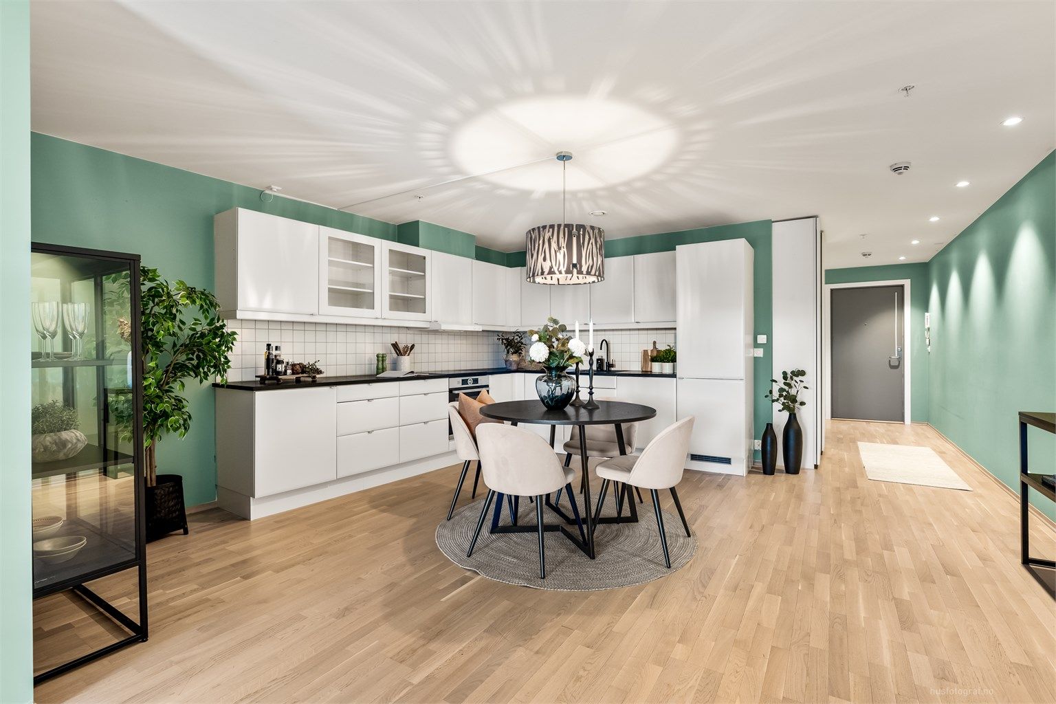 Gjennomgående og velholdt 3-roms eierleilighet i 3. etasje.
Foto: Haiman Askari