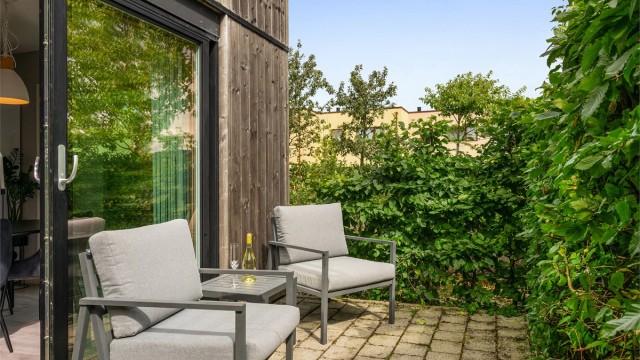 Uteplass mot sør-øst.
