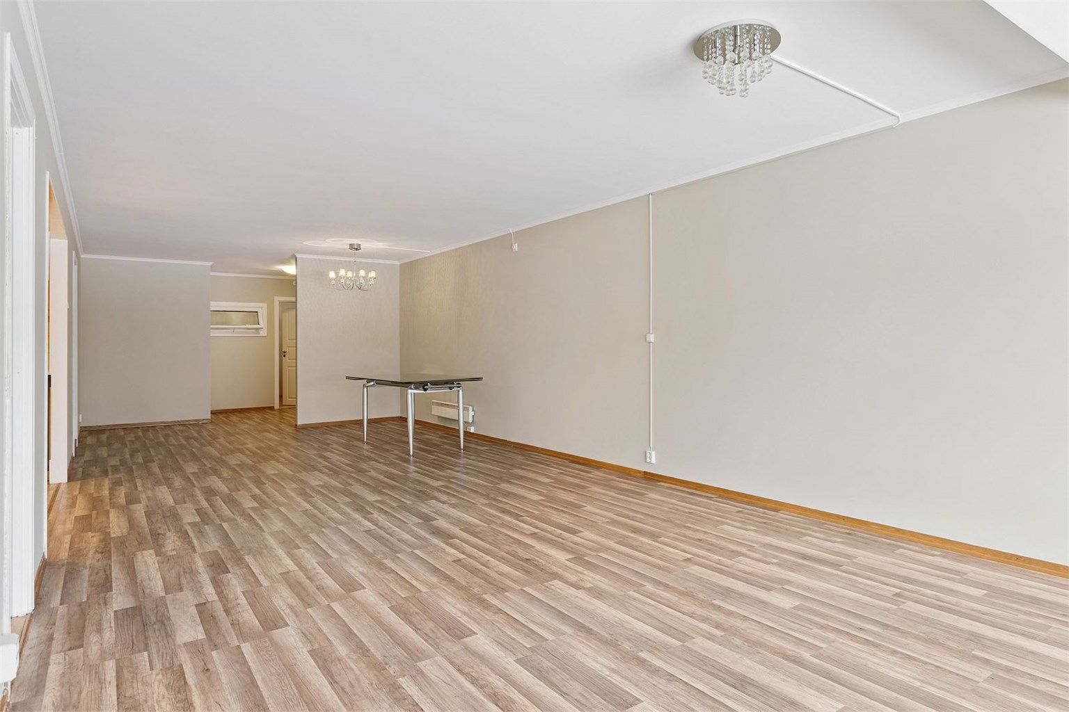 Meget gode møbleringsmuligheter. 