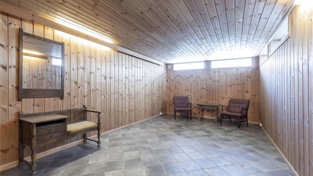 Kjellerstue/hobbyrom med varmekabler i gulv