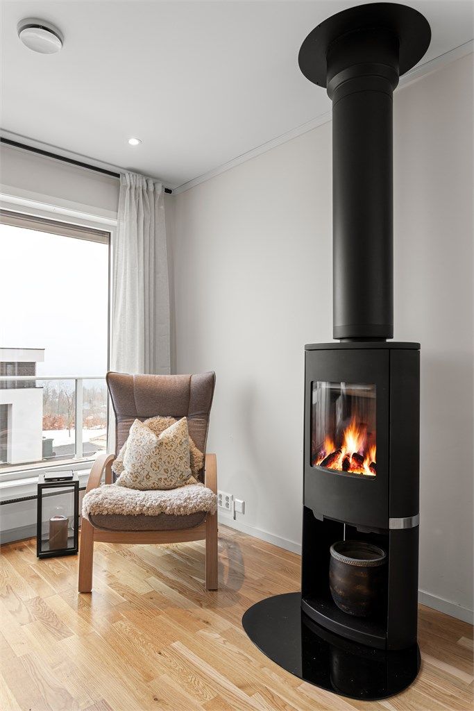 Boligen har motorisert solskjerming. 