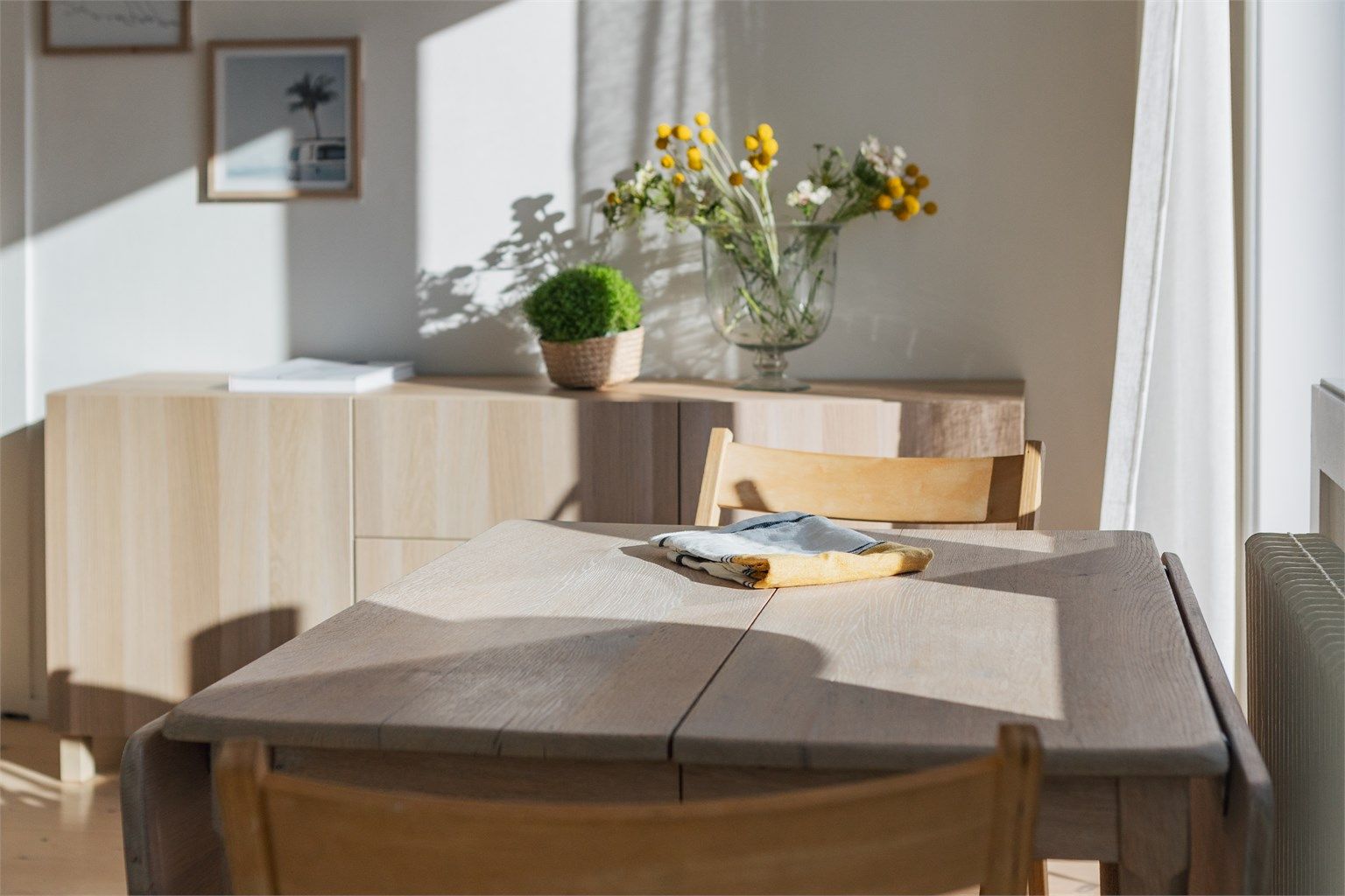 En trivelig spiseplass, perfekt både i hverdagen og til middagsgjester