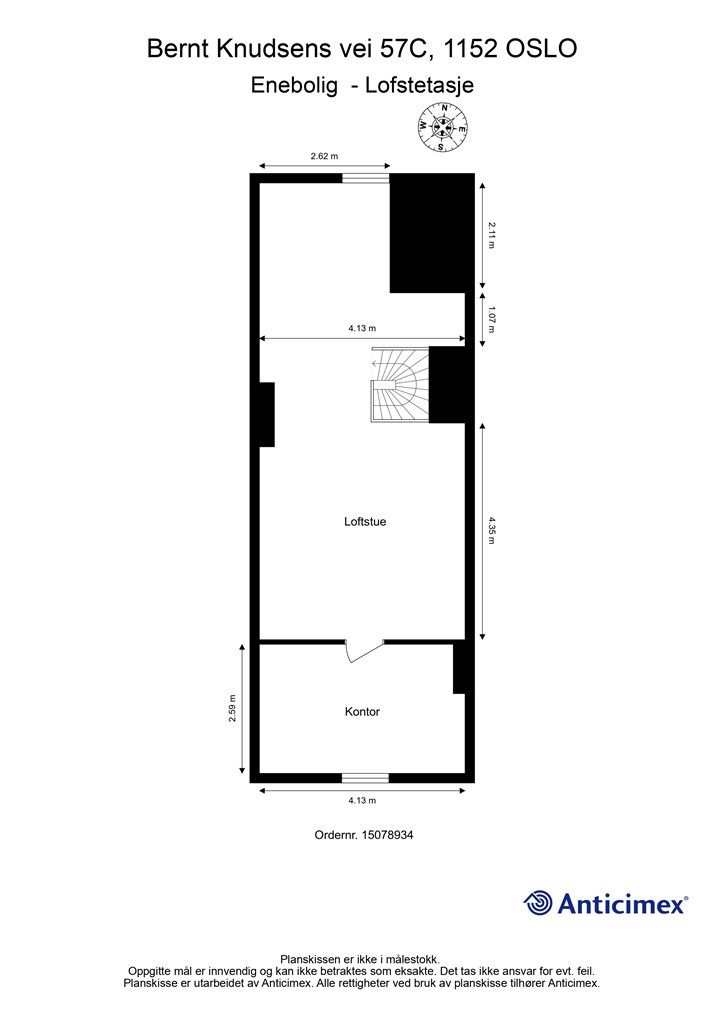 Loftsetasjen er innredet med kontor og loftstue. Arealet er ikke godkjent for varig opphold.