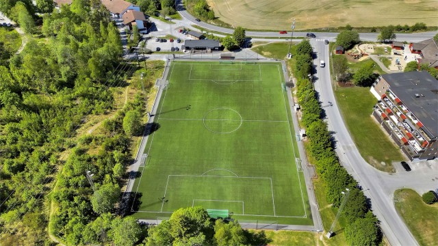 Fra eiendommen er det kort avstand til flotte idrettstilbud.