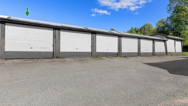 Garasjeplass i felles rekke