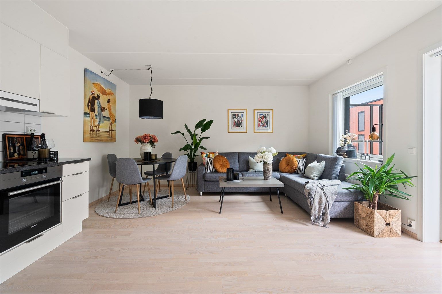 Leiligheten er pent brukt og holder følgelig en høy standard med TG 1 på alle elementer i tilstandsrapport. 