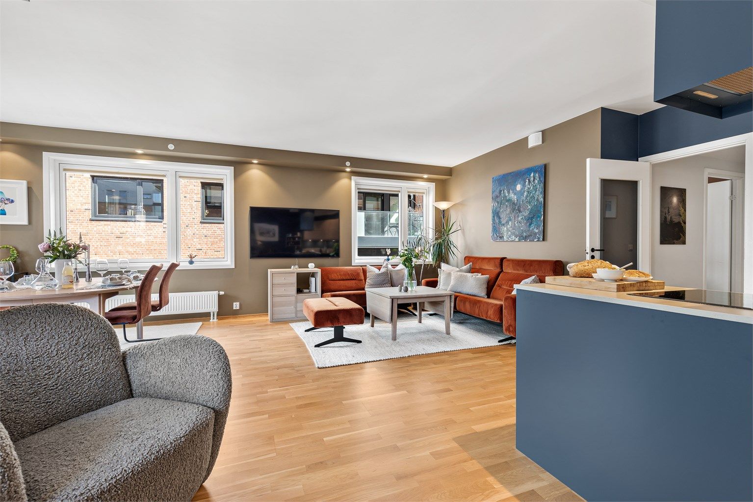 Det store rommet gjør det enkelt å dele inn i ulike soner slik man ønsker. 