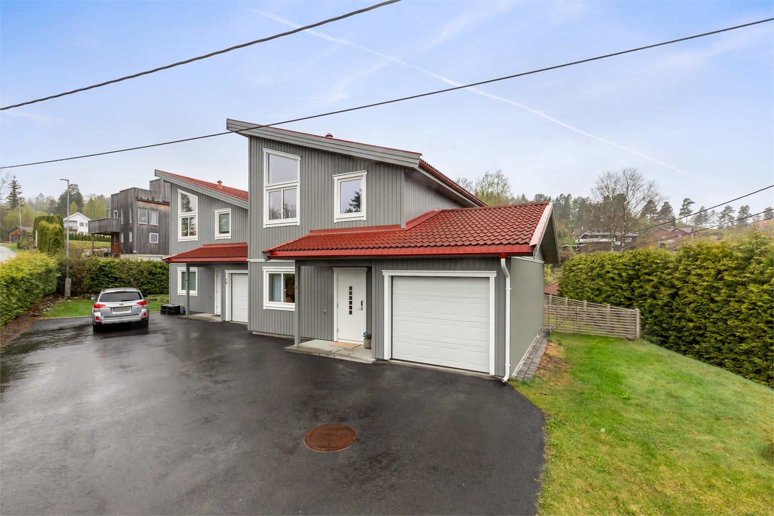 Pen tomannsbolig med integrert garasje 