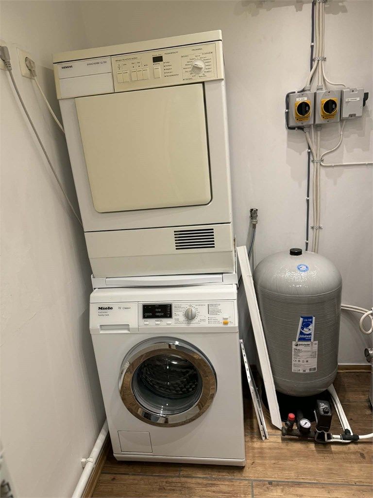 Underetasje-vaskerom /teknisk rom