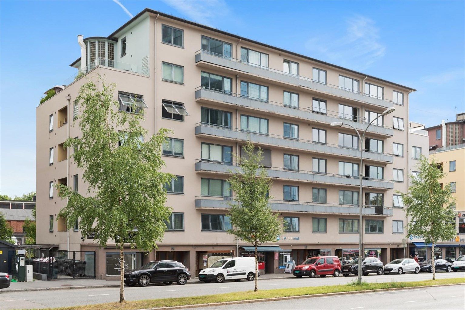 Velkommen til Sørkedalsveien 5A! Nb. Det er pågående fasadeprosjekt. 