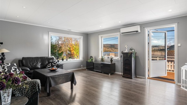 - Velkommen til Breisteinvegen 225 - Velholdt og sjarmerende enebolig med flott beliggenhet på Breistein i Åsane.