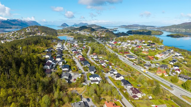 Fine turmuligheter i nærområdet, blant annet rundt Lerstadvannet og på Høgenakken.