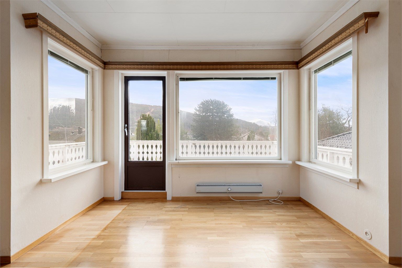 En karnappløsning gir stuen særpreg og ekstra lysinnslipp