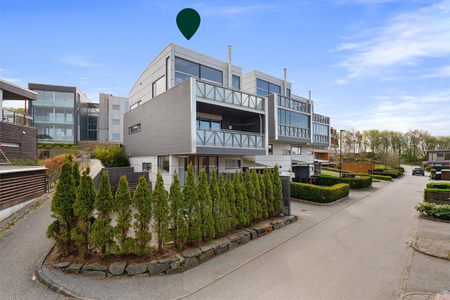 Lene Hviding v/Krogsveen har gleden av å presentere Ryttersvingene 86.