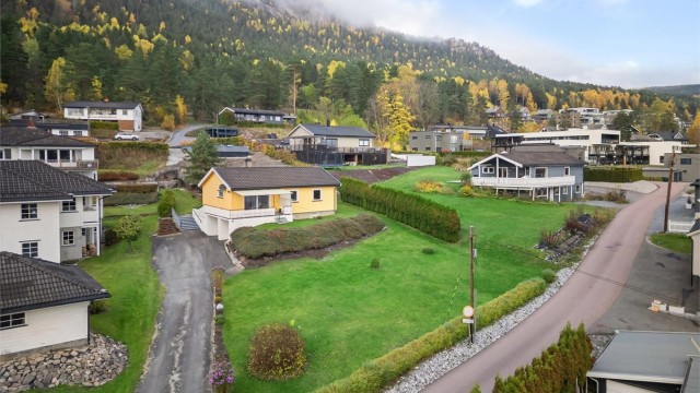 Enebolig beliggende i et barnevennlig og attraktivt boligområde