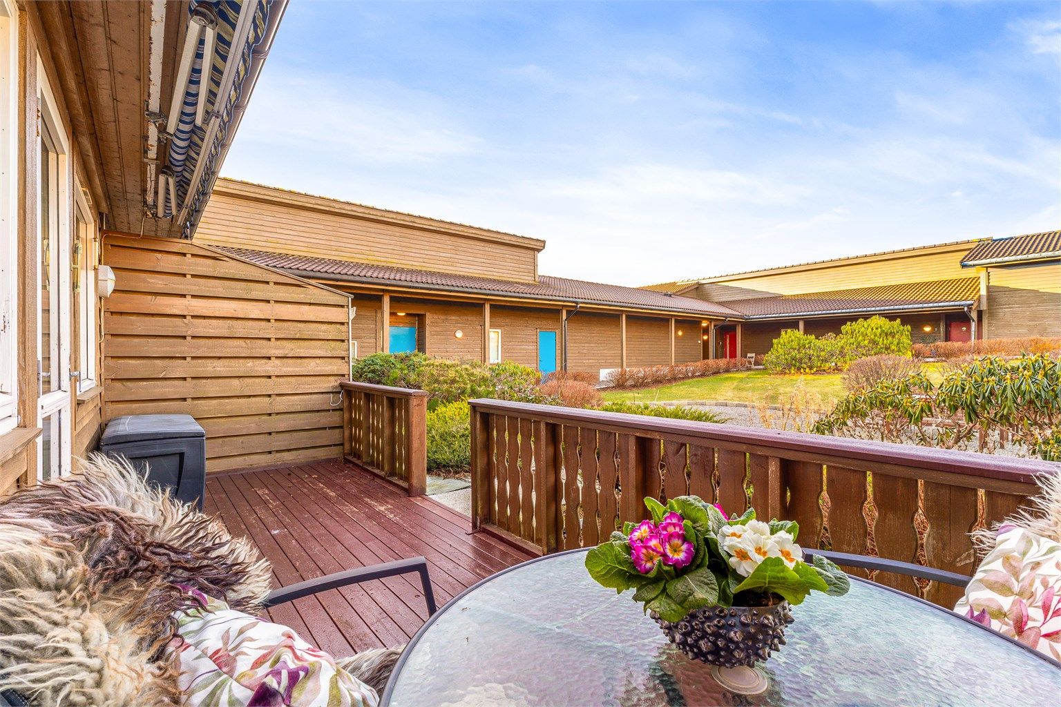 Vestvendt terrasse - Denne måler 11 kvm