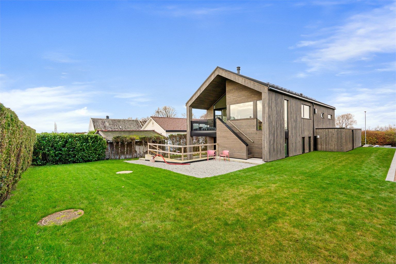 Lene Hviding v/Krogsveen har gleden av å presentere Hognes gate 33A.