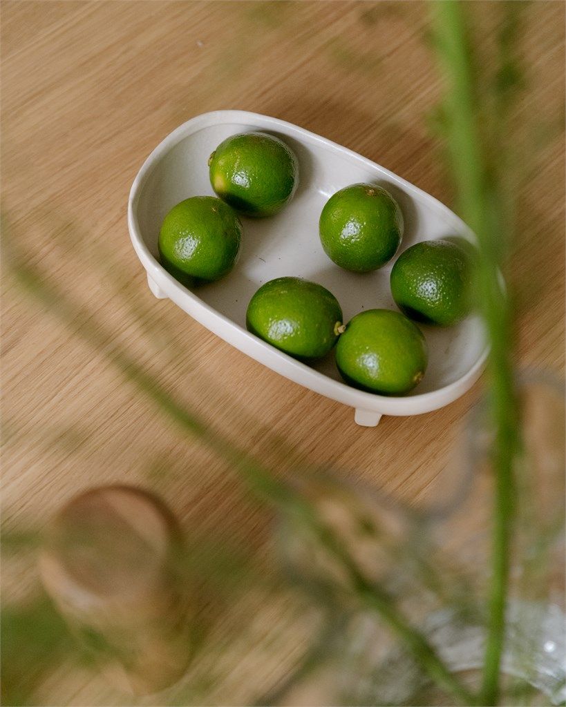 Leiligheten og limen har mye til felles; begge tilbyr litt mer en det du forventer av dens beskjedne størrelse.