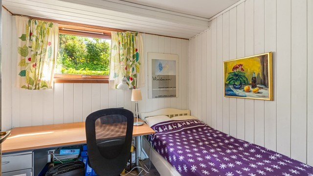 Soverom II i utleiedel. (Innredning av rommet er ikke søkt om)