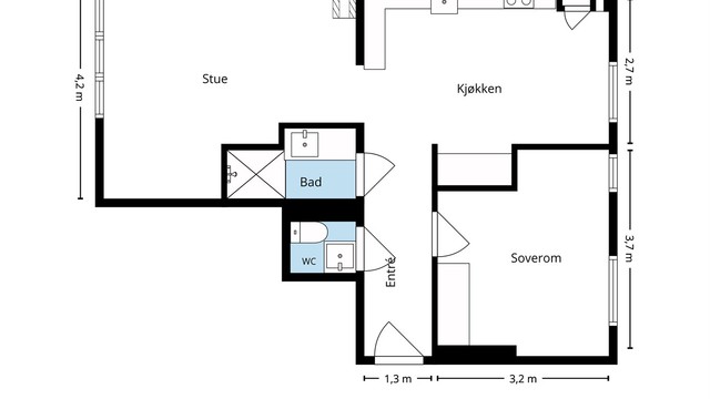 En smart omarbeidet planløsning med romslige oppholdsarealer og generøs takhøyde på hele 2,79 meter.
