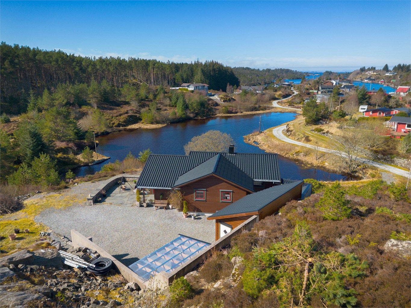 Velholdt og ryddig eiendom.