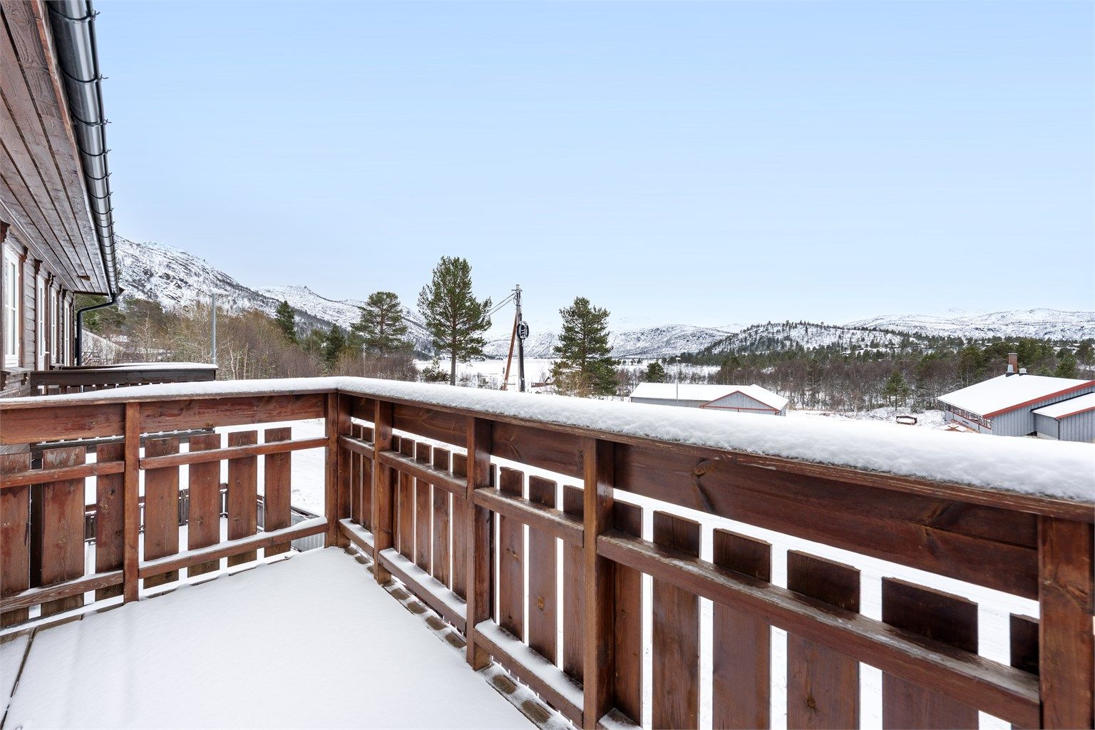 Solrikt med utsikt mot Hartevann.