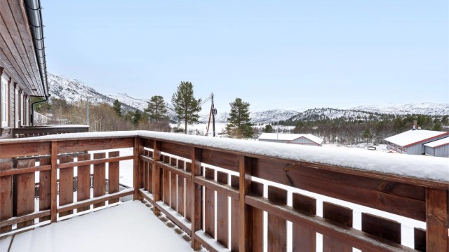 Solrikt med utsikt mot Hartevann.