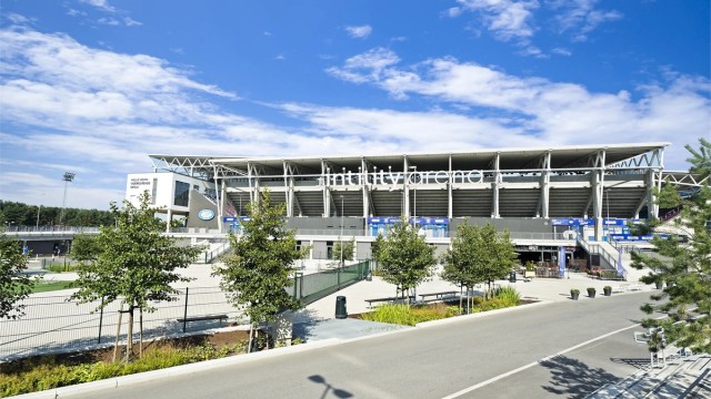 I nærområdet finner du Valle Hovin og Intility Arena, med treningssenter og søndagsåpen Rema 1000.