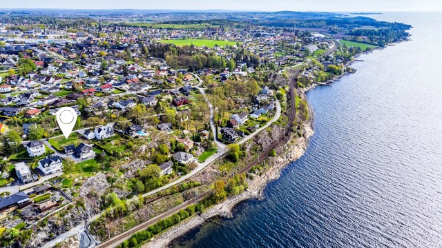 Nordhenget 7A formidles av Krogsveen.