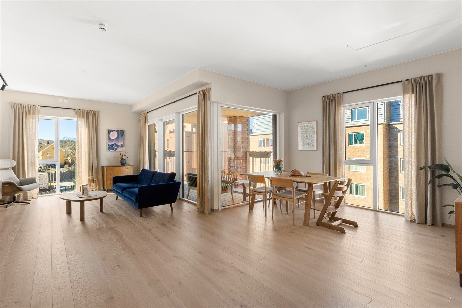 Charlotte Lunde v/ Eiendomsmegler Krogsveen har gleden av å presentere Malerhaugveien 15!