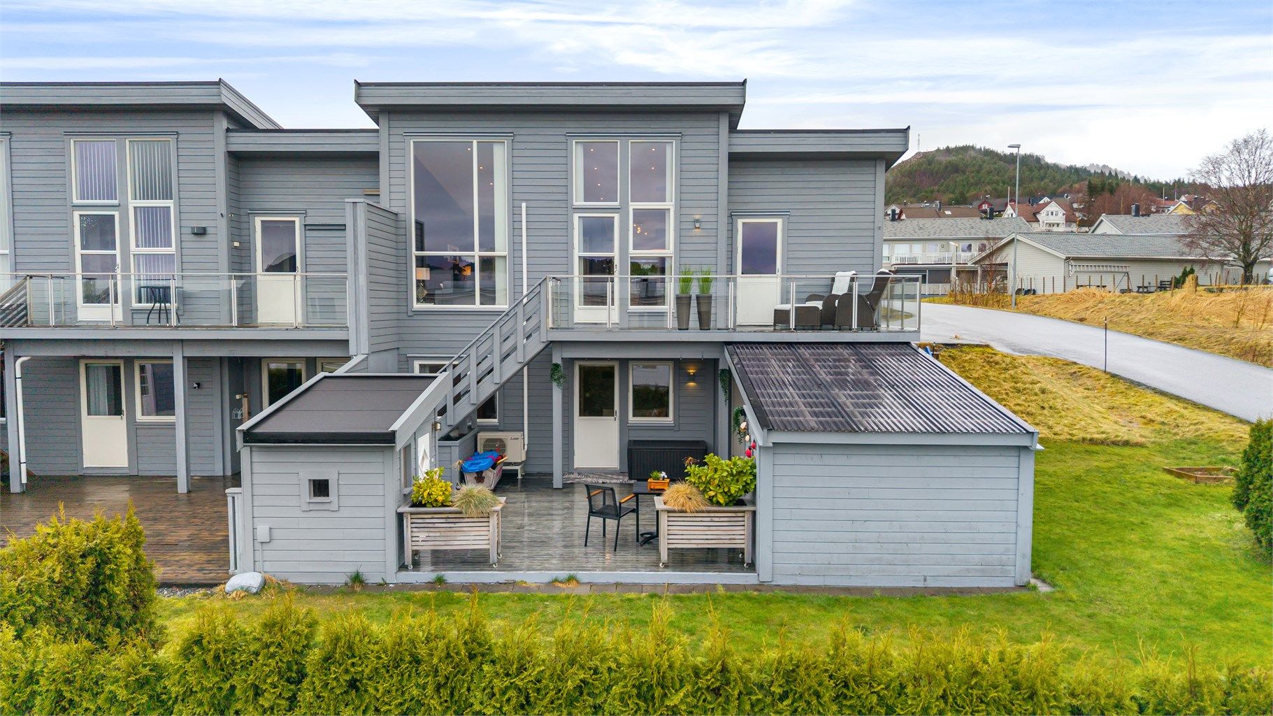 Velkommen til Tennfjordneset 80, presentert av Eiendomsmegler Christian Nogva Aarseth