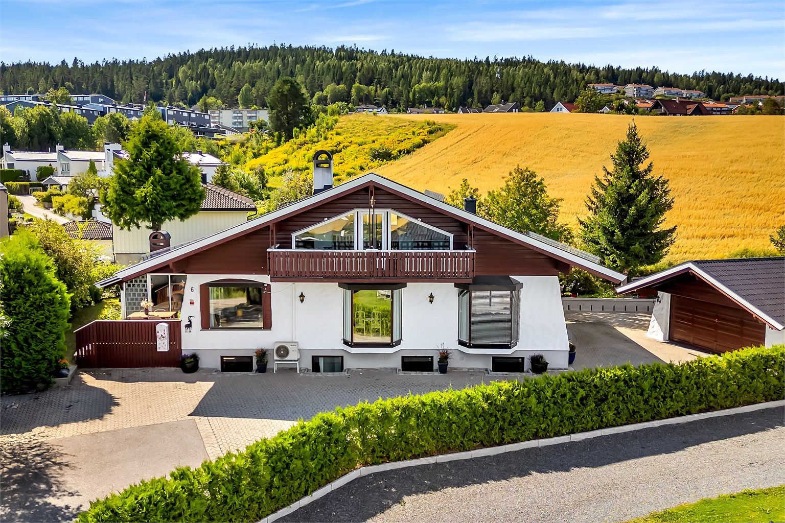 Eiendomsmegler Krogsveen v/Eskil R Tyskeberget ønsker velkommen tilTunvegen 6