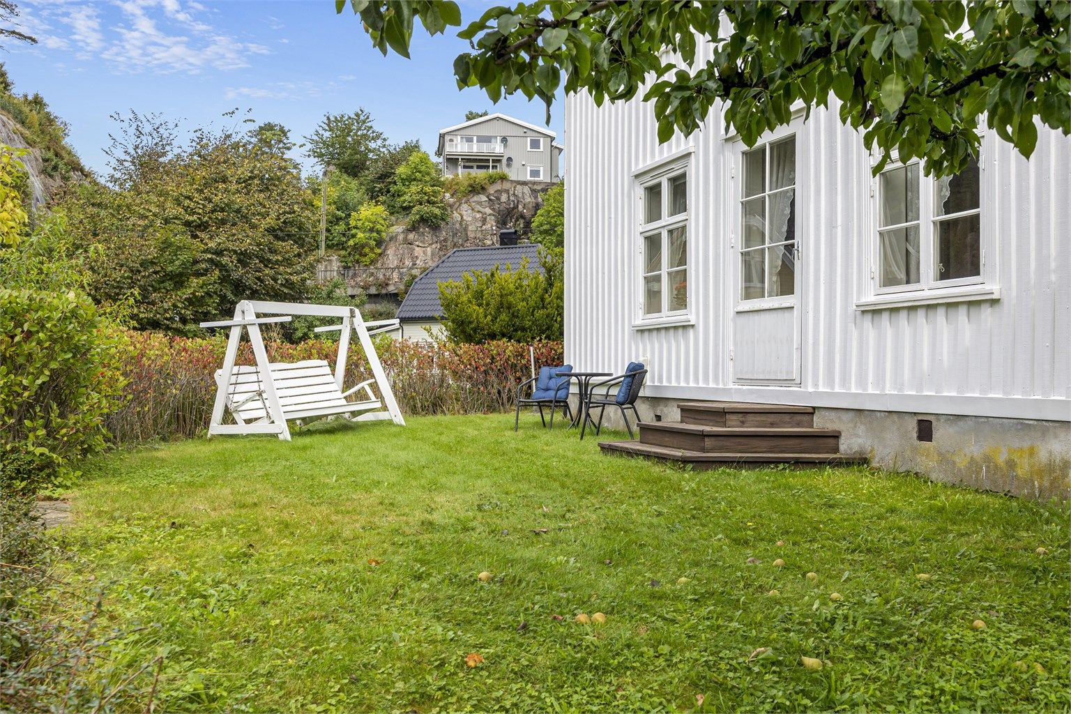 Utgang til hagen fra stuen