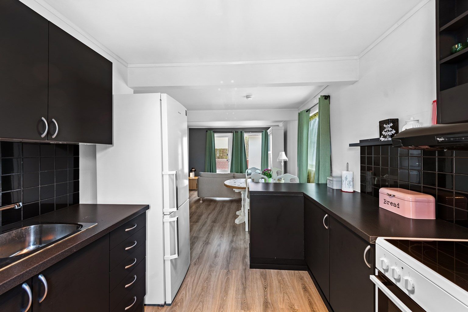 Velkommen til Blåveisringen 2D - En lys og fin 2-roms selveier med moderne og tiltalende fargevalg! 