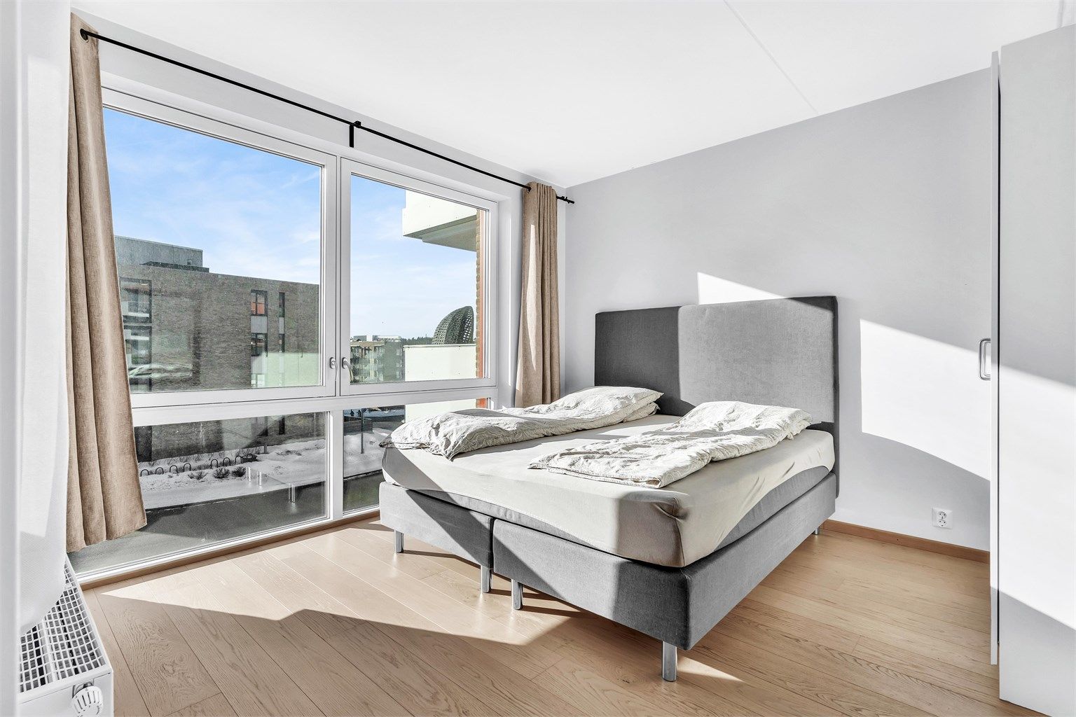 Soverommet oppleves som romslig, lyst og luftig