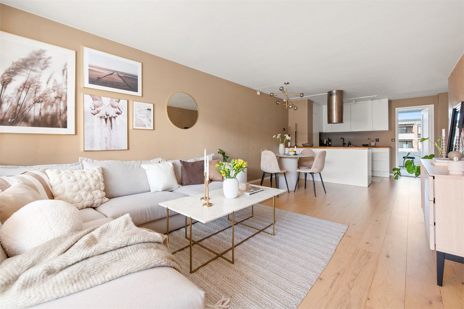 Boligen ble pusset opp i 2017 og innehar en god standard