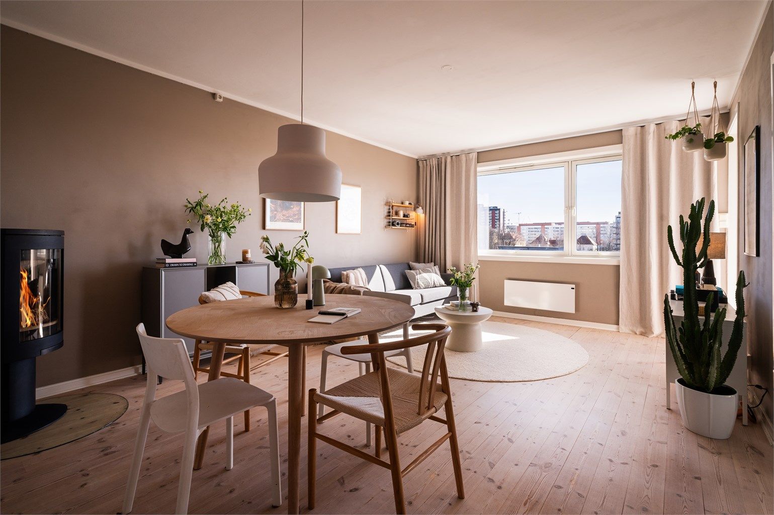 Velkommen til Treschows Gate 19! Presentert av Halvor L. Heikkilä ved Krogsveen Majorstuen og Oslo Vest