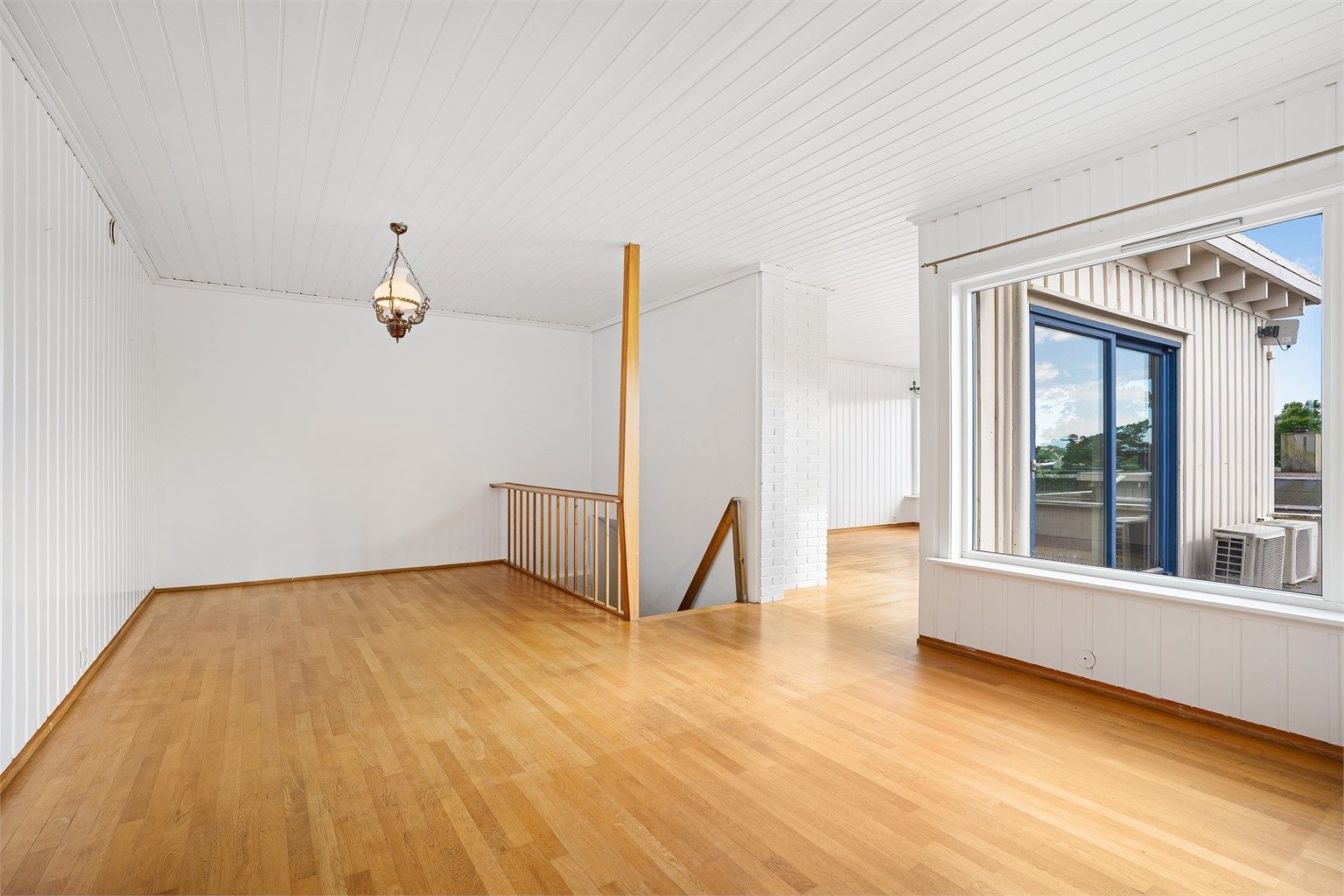 Lyst og trivelig oppholdsrom